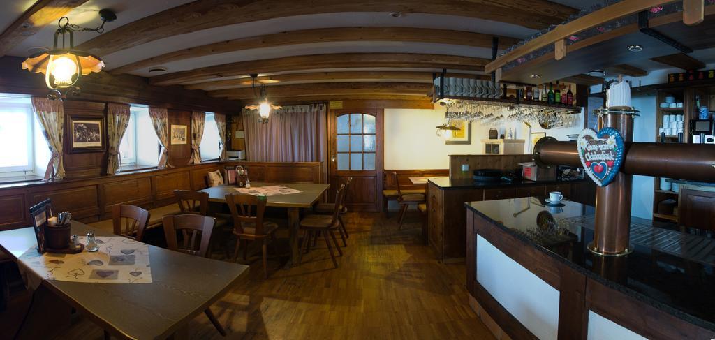 Panoramagasthof Auf Dem Auerberg Bernbeuren Екстериор снимка